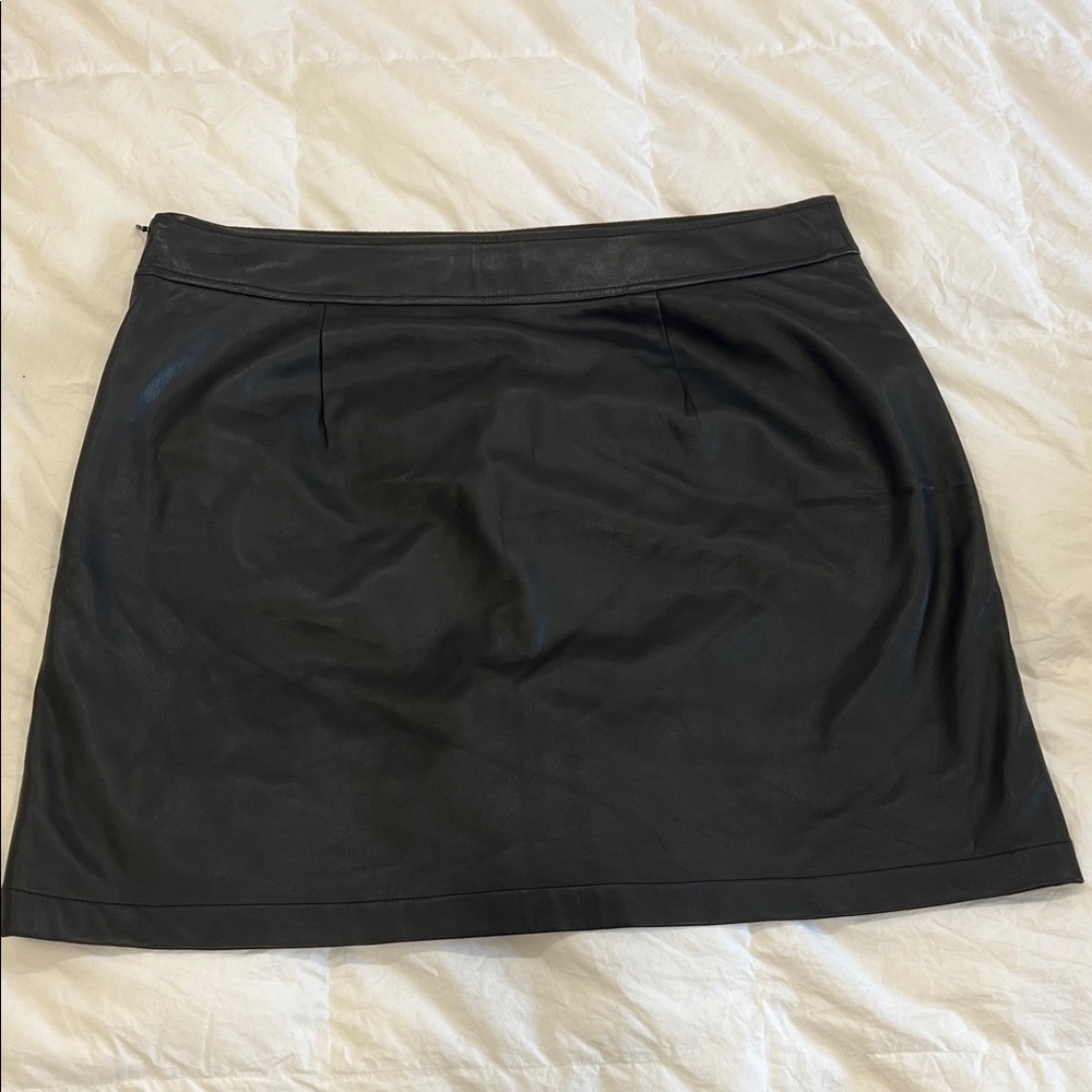 LOFT Black Mini Skirt